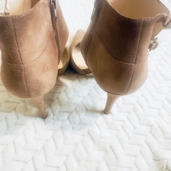 Edgy Sophistication• Trickett from Nine West• Ankle Wrap•Triple Buckle•Stiletto - Picture 4 of 7